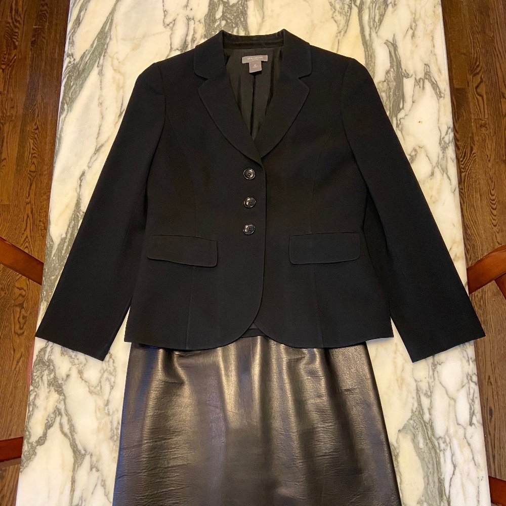 Ann Taylor Jacket  Black Size 8 Petite